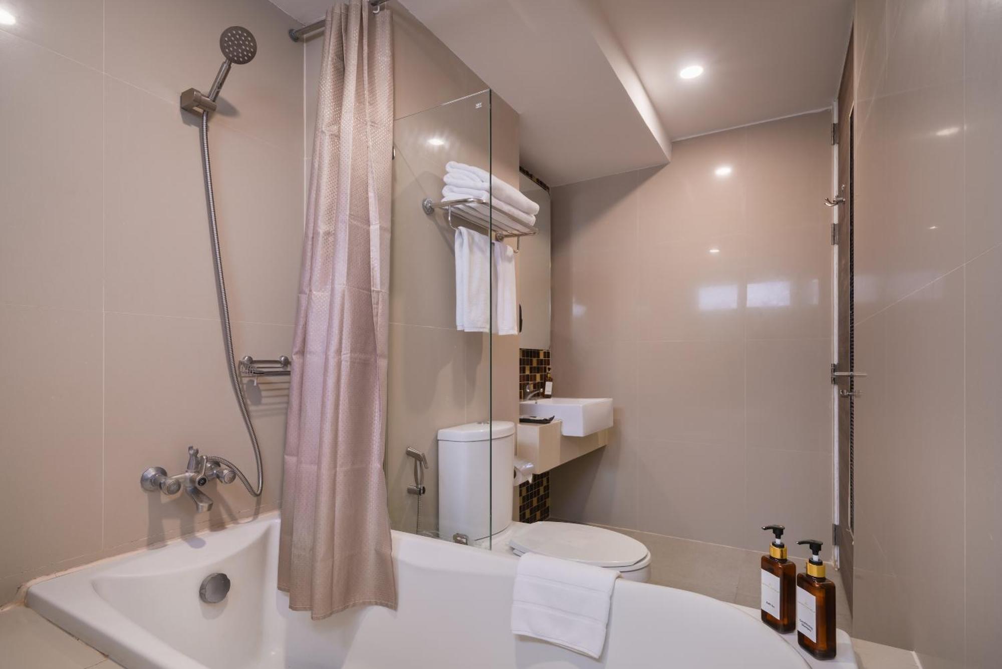 Aspira Suites Sukhumvit 20 Bangkok Eksteriør bilde