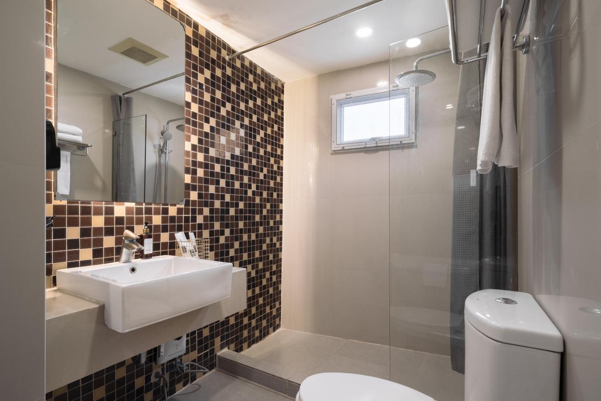 Aspira Suites Sukhumvit 20 Bangkok Eksteriør bilde
